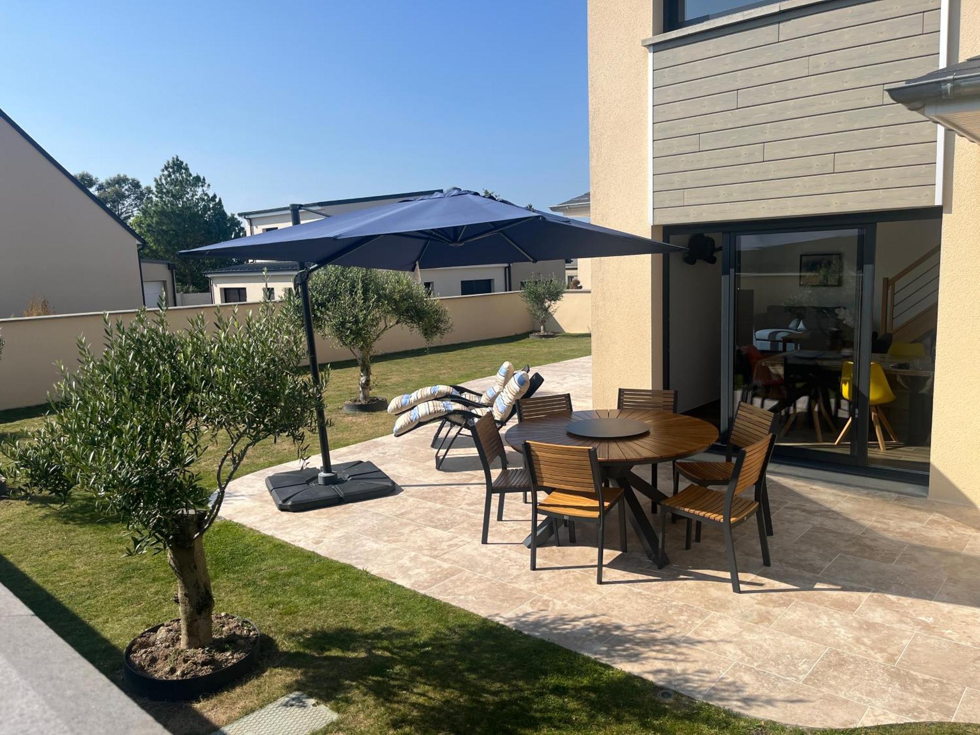 Beach House Gouville-sur-Mer Exteriér fotografie